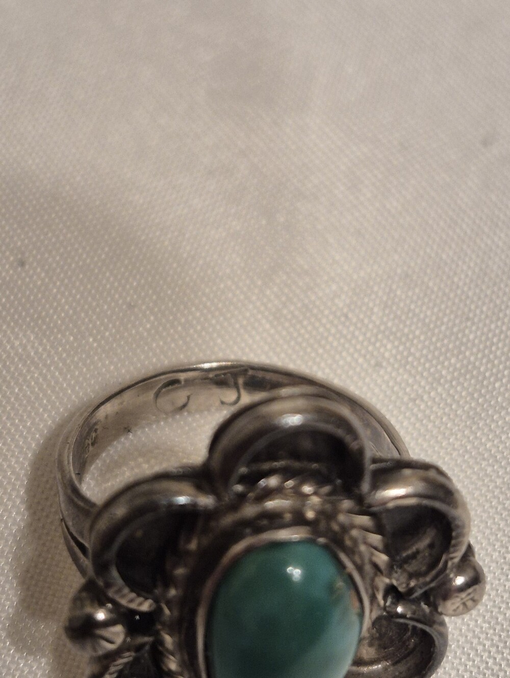 Handmade Turquoise Ring - Picture 4 of 7